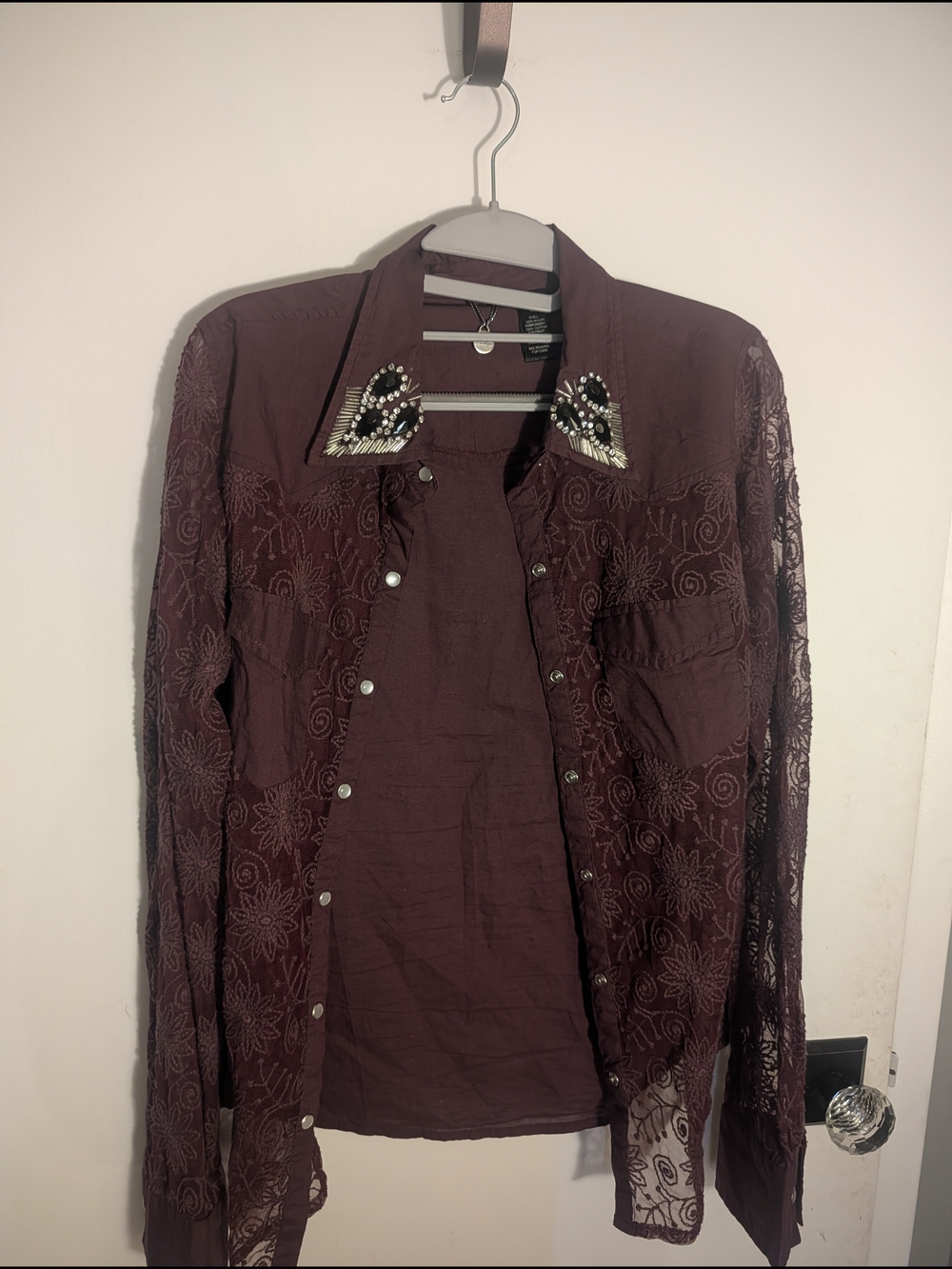 BKE Boutique Embellished Western Lace Shirt Burgundy Rhinestone Medium